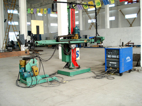 Automatic welding machine
